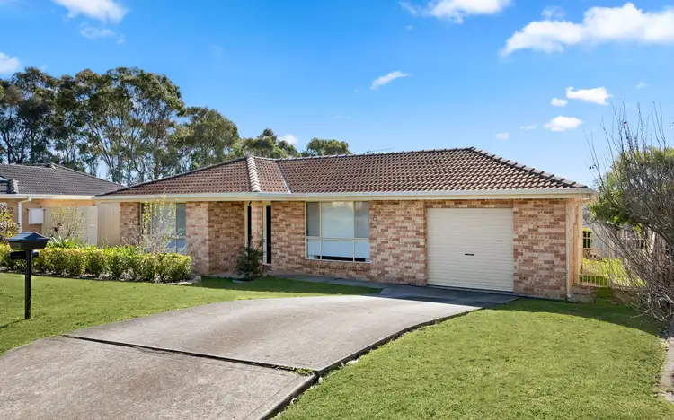 8 Matthew Close, Mount Annan NSW 2567