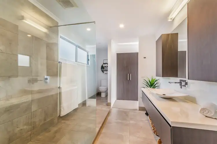 Sixth view of Homely unit listing, 17 Patricks Lane, Warrnambool VIC 3280