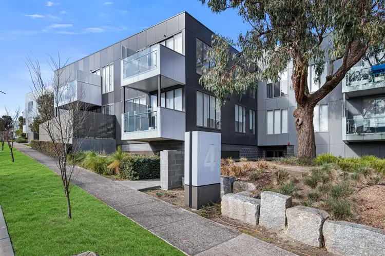 101/4 Yarra Bing Crescent, Burwood VIC 3125