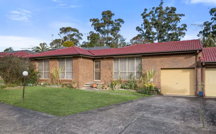 3/4 Mary Street, Macquarie Fields NSW 2564