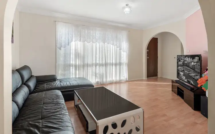 Fourth view of Homely villa listing, 3/4 Mary Street, Macquarie Fields NSW 2564