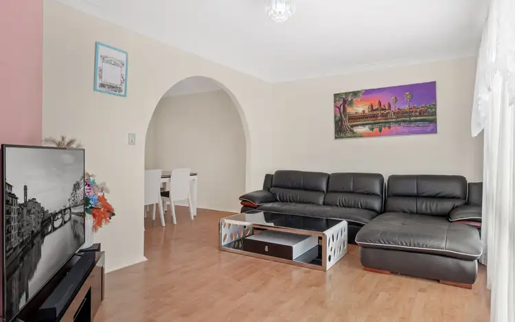 Fifth view of Homely villa listing, 3/4 Mary Street, Macquarie Fields NSW 2564
