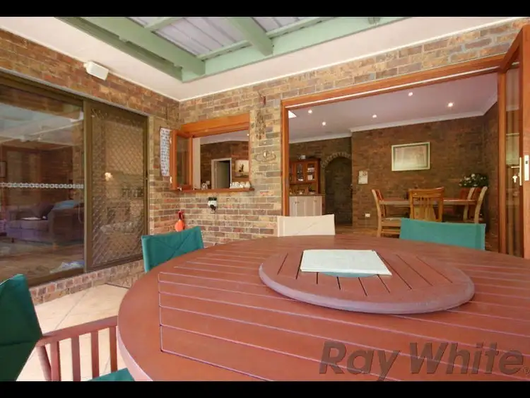 88 Bayley Road, Pine Mountain QLD 4306