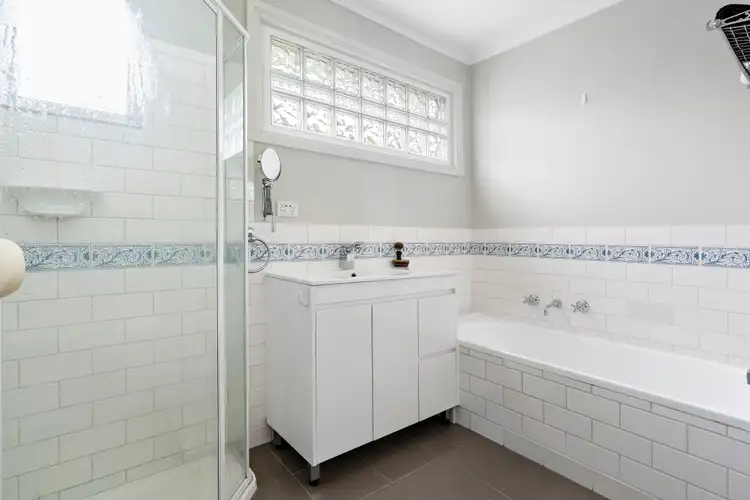 Sixth view of Homely house listing, 2 Coral Street, Frankston VIC 3199