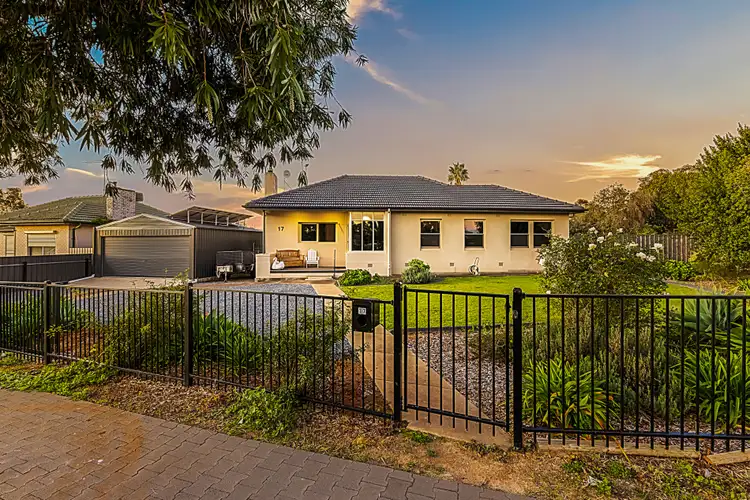 17 Kentish Road, Elizabeth Downs SA 5113