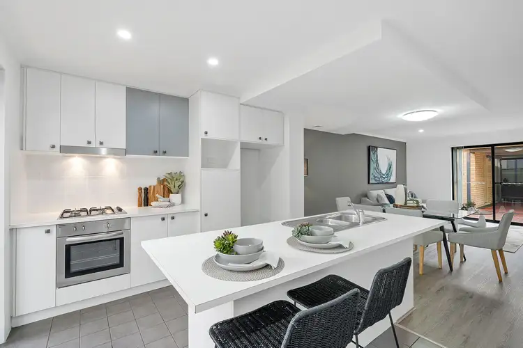 24/21 Bryanston Pass, Madeley WA 6065