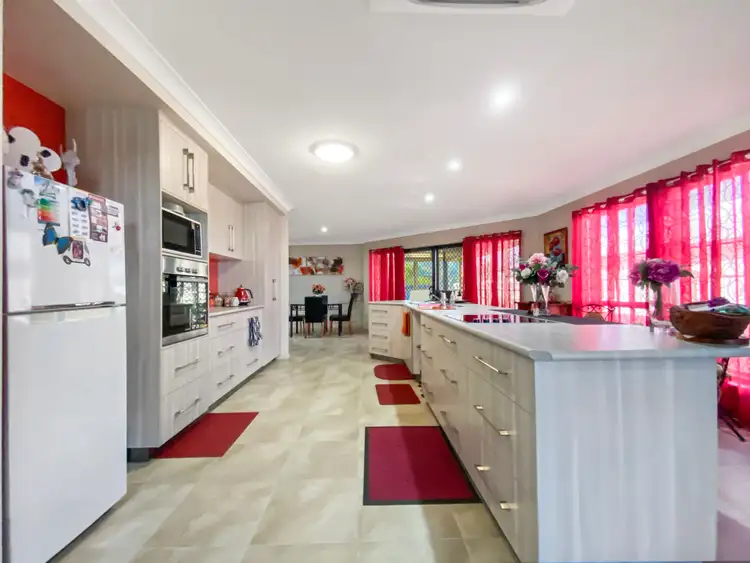 Fifth view of Homely house listing, 44 Lancaster Way, Ooralea QLD 4740