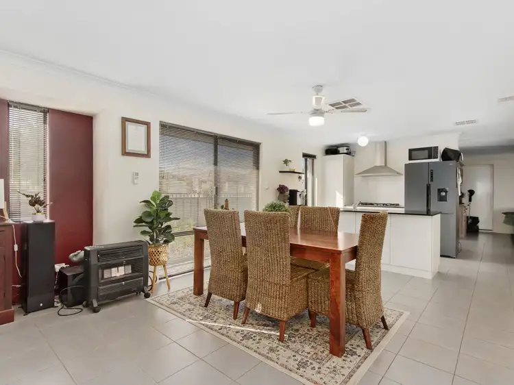 Fourth view of Homely house listing, 6 Parakeet Bend, Baldivis WA 6171