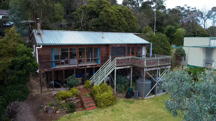 19 Government Road, The Basin VIC 3154