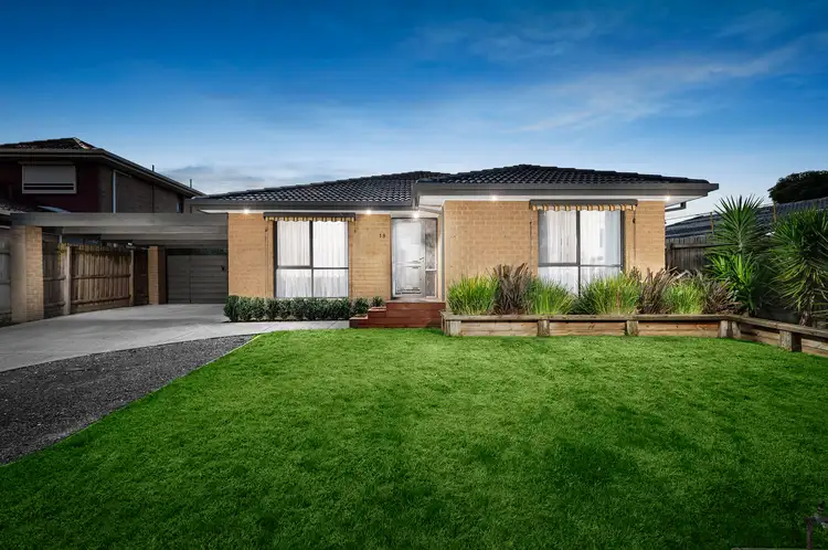 18 Snowgum Close, Rowville VIC 3178