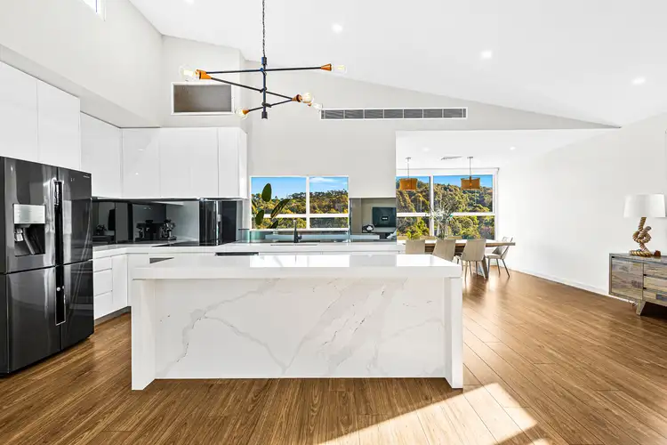 2/112 Lake Avenue, Cringila NSW 2502