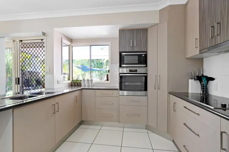 Third view of Homely house listing, 6 Fern Court, Emerald QLD 4720