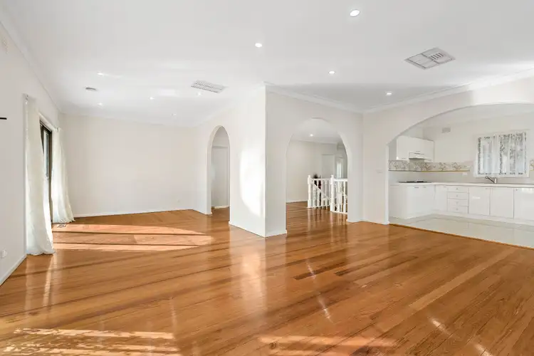 Sixth view of Homely house listing, 14 Yilleen Close, Thomastown VIC 3074