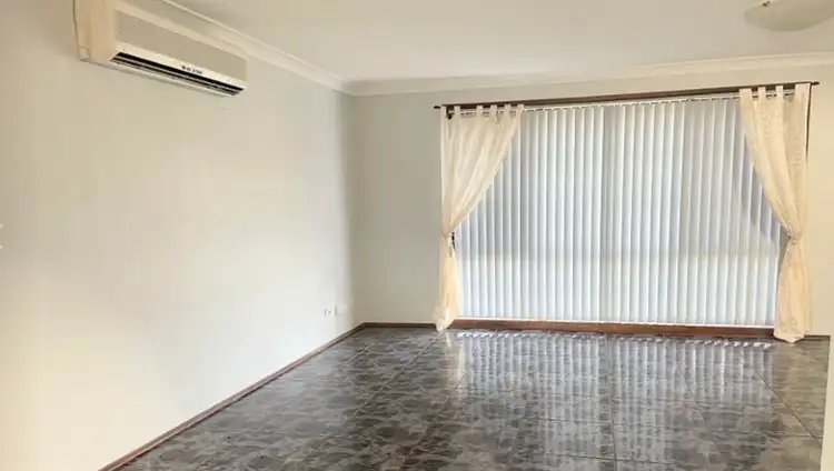 Fifth view of Homely house listing, 33 Anthony Drive, Rosemeadow NSW 2560