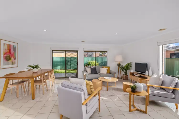 Fifth view of Homely house listing, 4 Kumara Circuit, South Morang VIC 3752