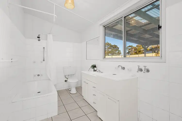 Seventh view of Homely house listing, 7 Illowra Crescent, Primbee NSW 2502