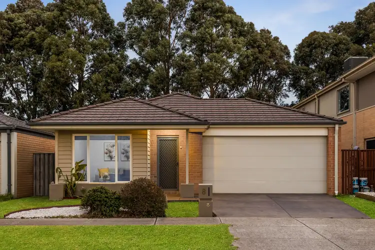 Main view of Homely house listing, 8 Cranbrook Circuit, Officer VIC 3809