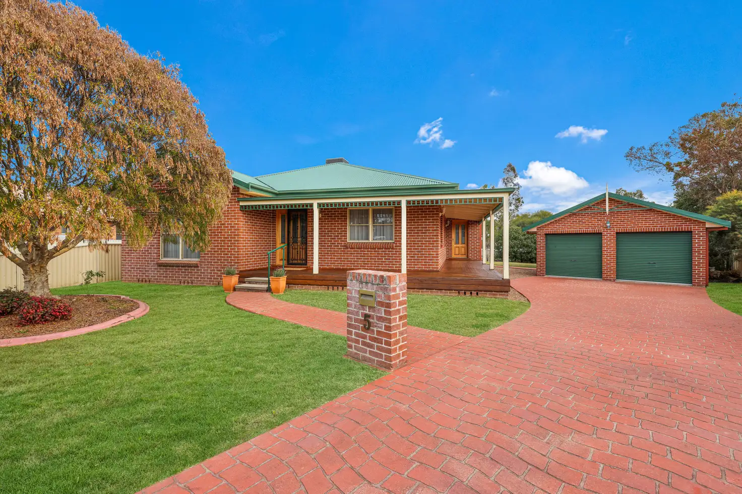 Main view of Homely house listing, 5 Nardoo Place, Tamworth NSW 2340
