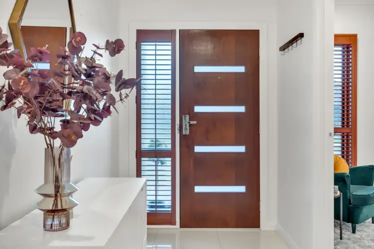 Second view of Homely house listing, 37 Viewside Crescent, Craigieburn VIC 3064