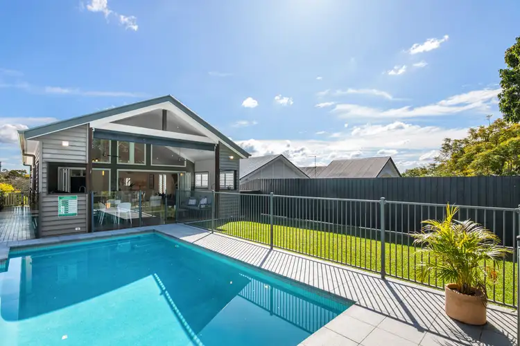 61 Lizzie Street, Bardon QLD 4065