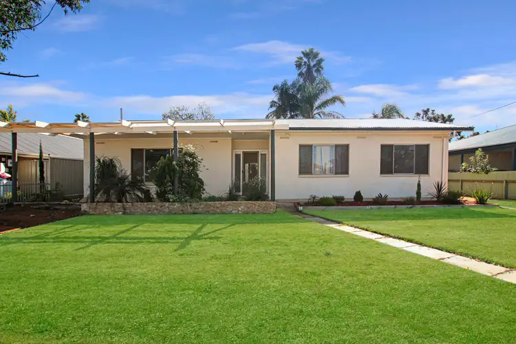 25 Turnbull Terrace, Glossop SA 5344