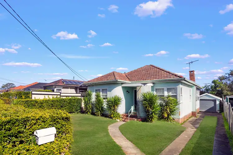 17 Septimus Avenue, Punchbowl NSW 2196