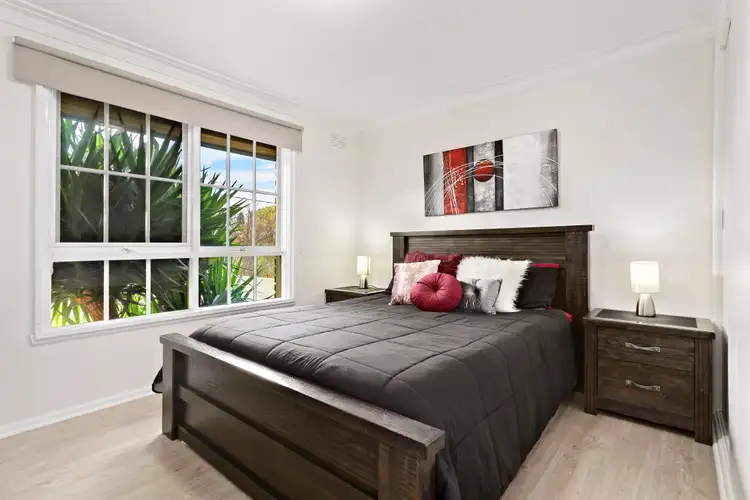 Sixth view of Homely house listing, 18 Stephen Court, Thomastown VIC 3074