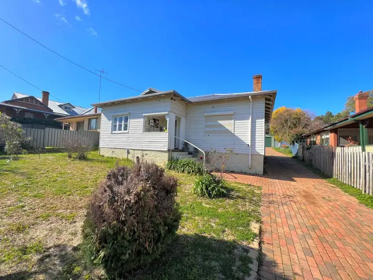 49 Hill Street, Parkes NSW 2870