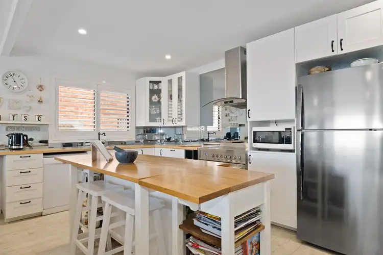 Fifth view of Homely house listing, 28 Donegal Road, Berkeley Vale NSW 2261