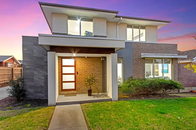 1 Isla Close, Lilydale VIC 3140