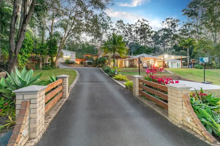 3 Campaspie Court, Oxenford QLD 4210