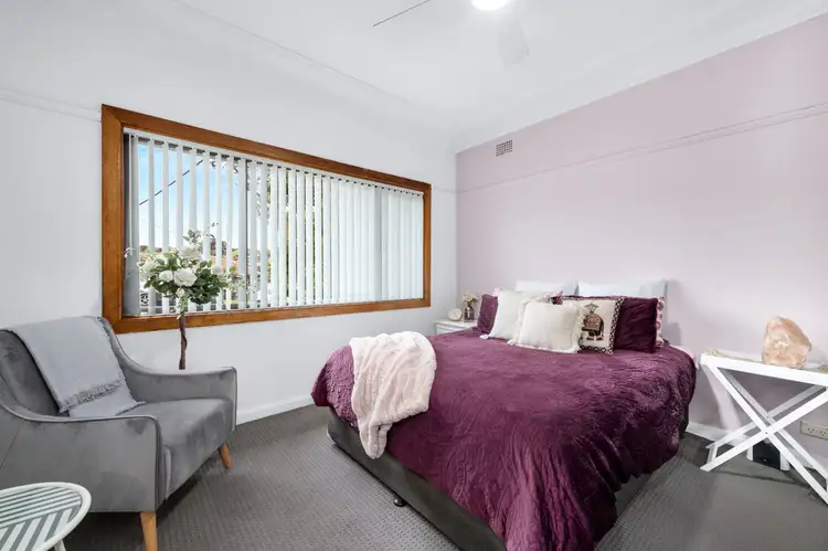 Fifth view of Homely house listing, 5 Derowie Crescent, Lake Heights NSW 2502