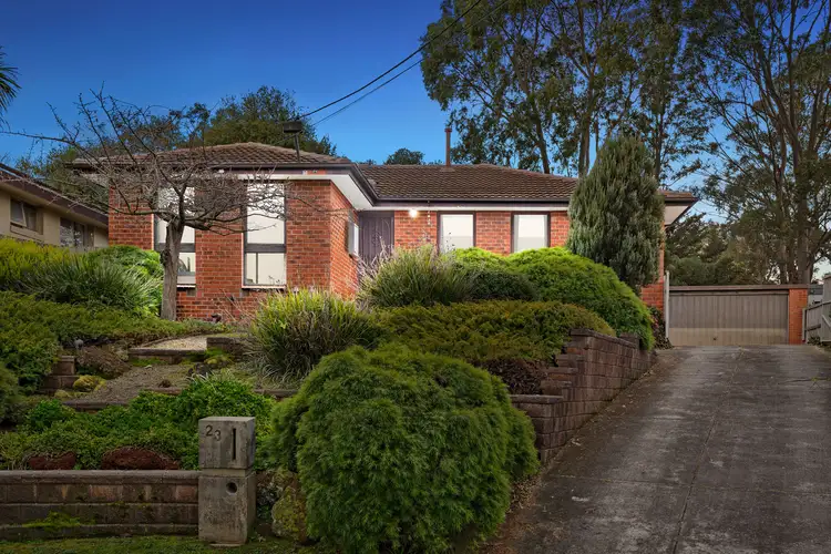 23 Arkarra Court, Mooroolbark VIC 3138