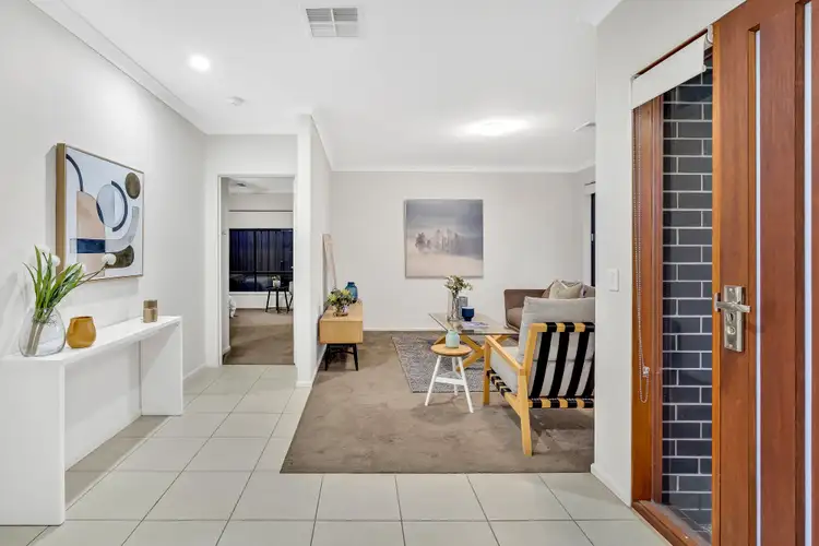 Fourth view of Homely house listing, 32 Nesting Vista, Craigieburn VIC 3064