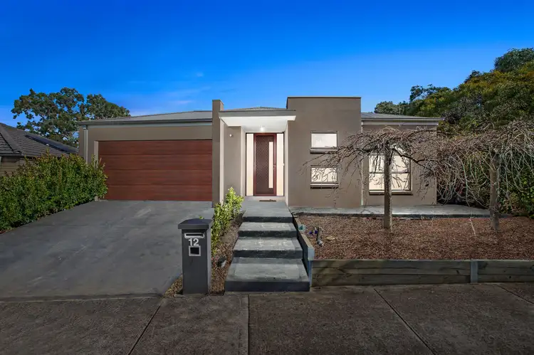12 Pimpinella Pass, Mernda VIC 3754