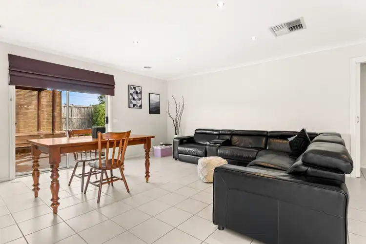 Fifth view of Homely house listing, 19 Dianella Close, Pakenham VIC 3810