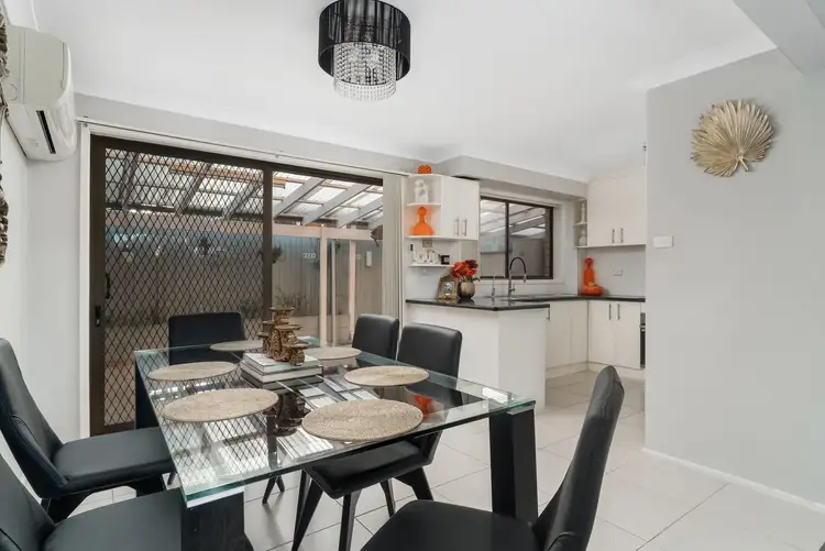 Fourth view of Homely townhouse listing, 10/5-9 William Street, Lurnea NSW 2170