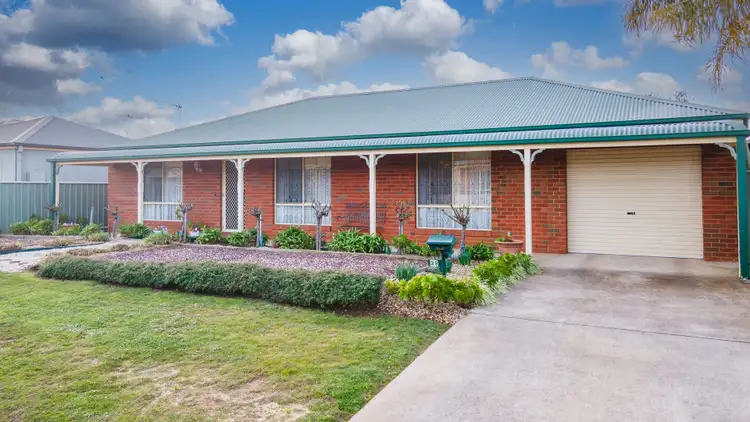 Second view of Homely house listing, 39 Cassandra Crescent, Epsom VIC 3551