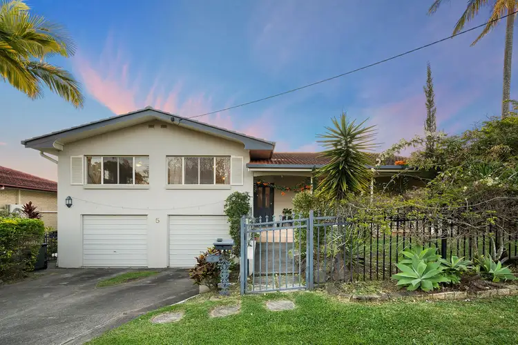 5 Amsterdam Street, Wishart QLD 4122