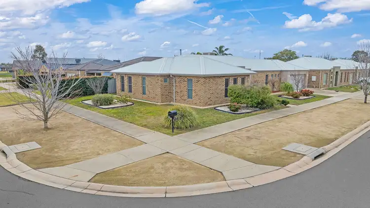 Third view of Homely townhouse listing, 2 Westwood Place, Echuca VIC 3564