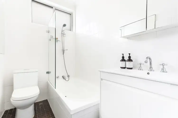 Sixth view of Homely apartment listing, 6/40 Fletcher Street, Bondi NSW 2026