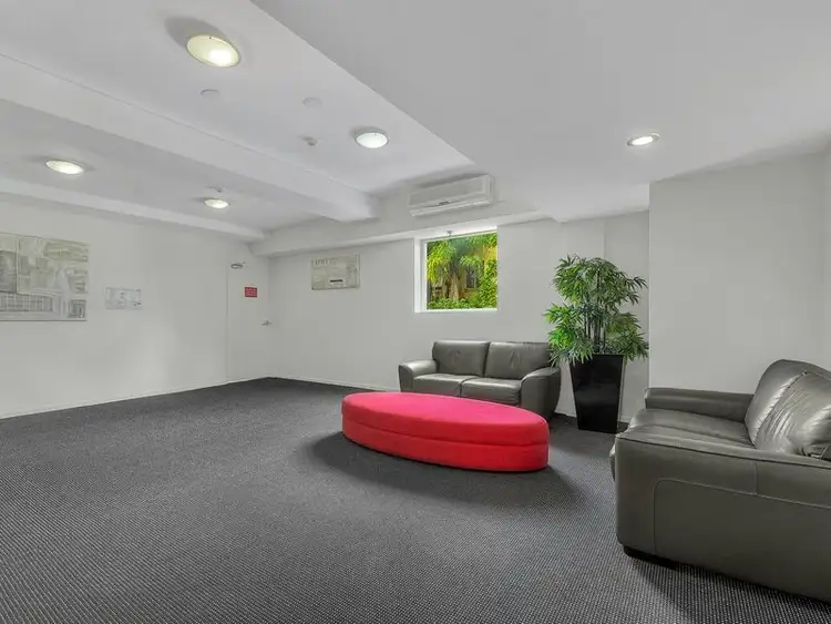 Third view of Homely apartment listing, 25/41 Fortescue Street, Spring Hill QLD 4000