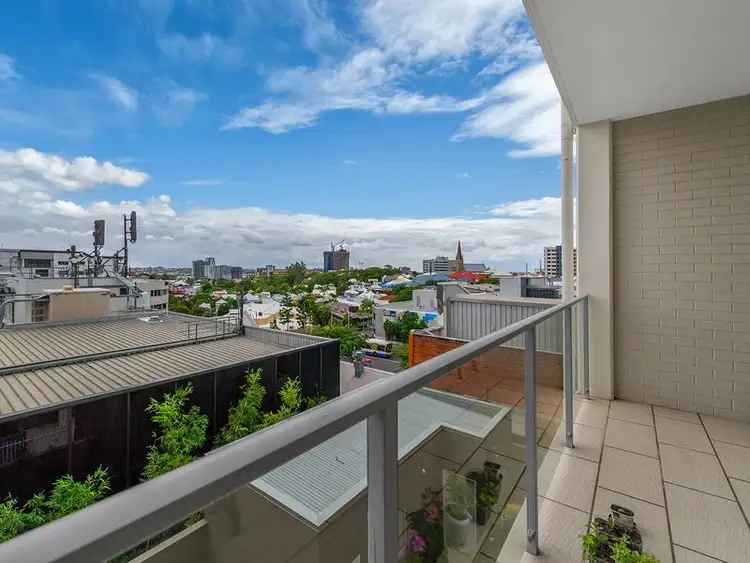 Fifth view of Homely apartment listing, 25/41 Fortescue Street, Spring Hill QLD 4000