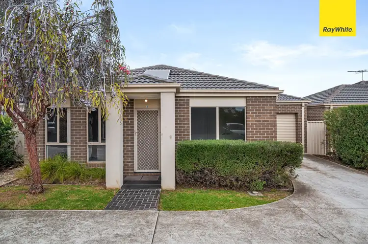 6/3 Austin Place, Melton South VIC 3338