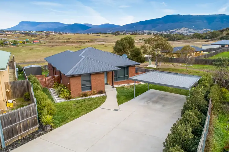 13 Tivoli Road, Old Beach TAS 7017