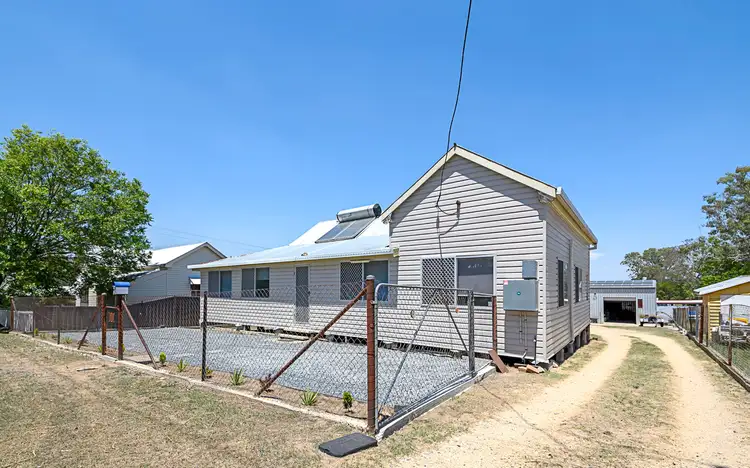 36 Glen Road, Warwick QLD 4370