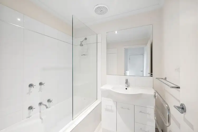 Fifth view of Homely unit listing, 23 Balanada Close, Alfredton VIC 3350