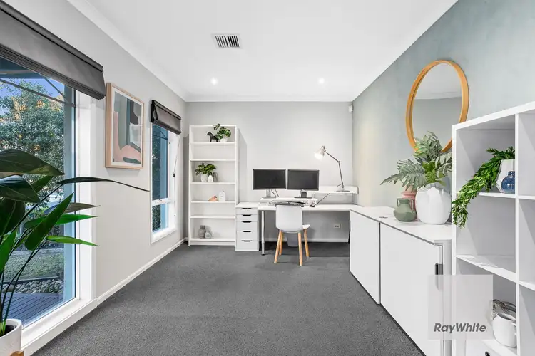 Second view of Homely house listing, 8 Kingsbridge Circuit, Cairnlea VIC 3023