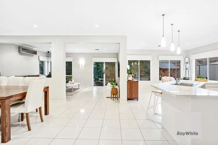 Fifth view of Homely house listing, 8 Kingsbridge Circuit, Cairnlea VIC 3023