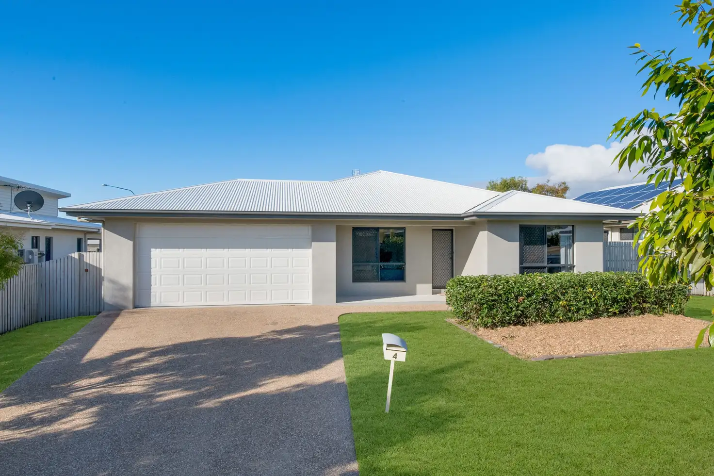 Main view of Homely house listing, 4 Glendower Street, Bushland Beach QLD 4818